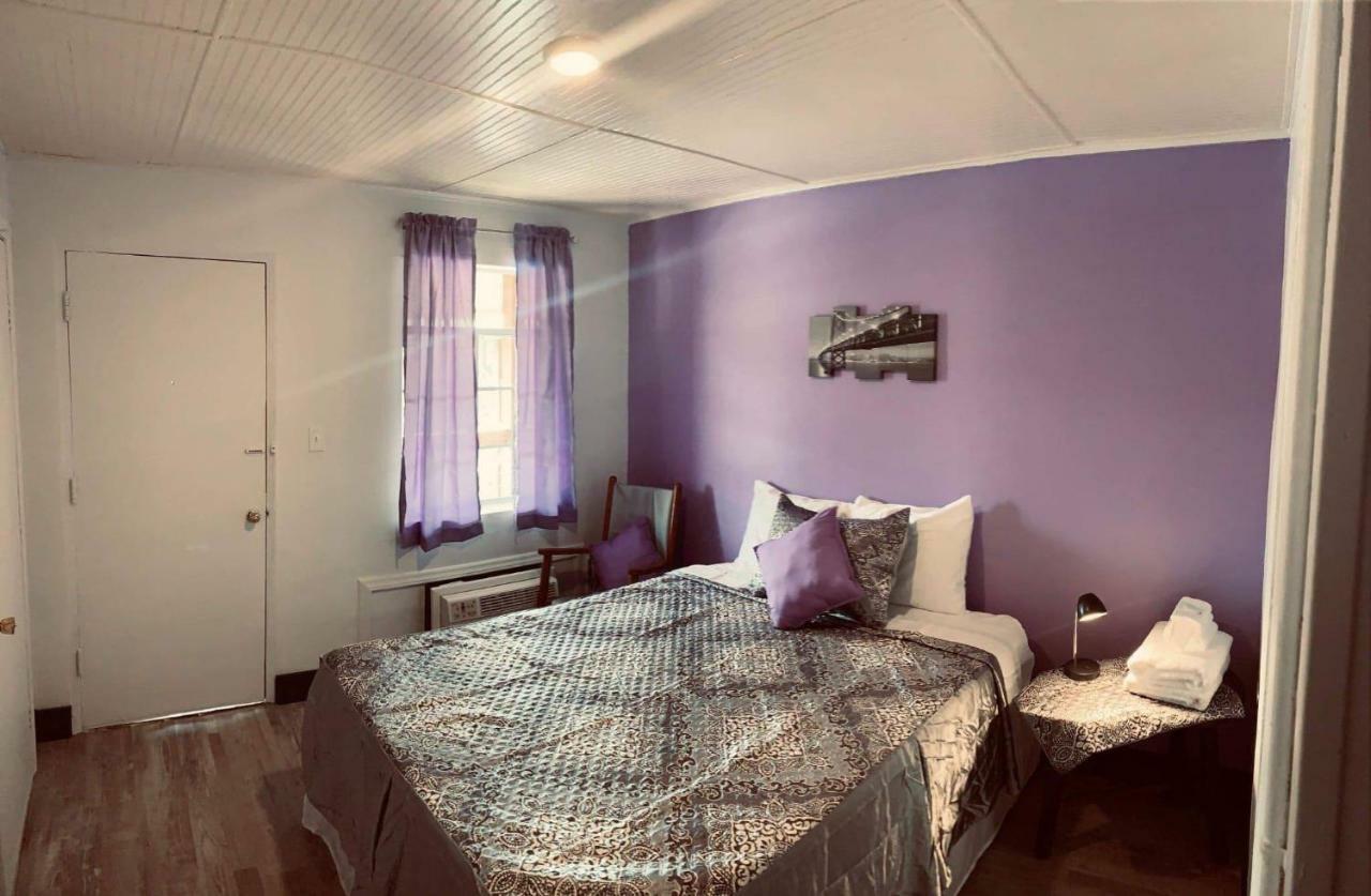 Spruce Pine Inn エクステリア 写真